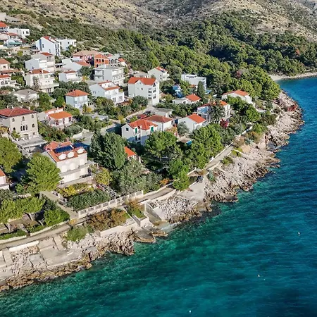 Vanessa Apartman